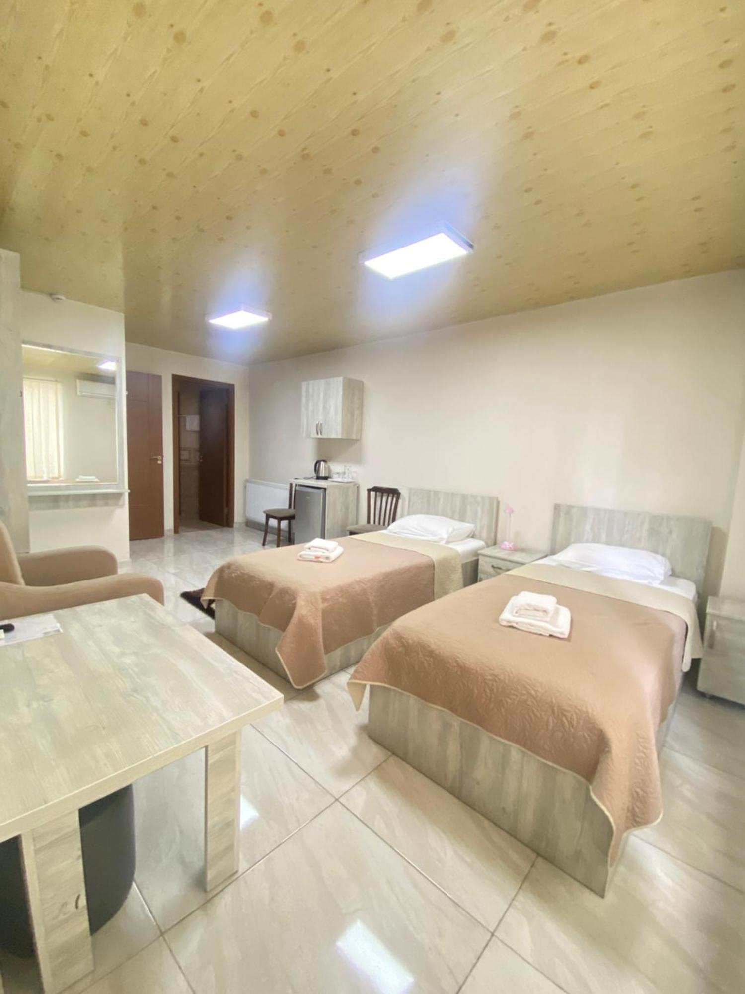 Hotel Garanti Batumi Bagian luar foto