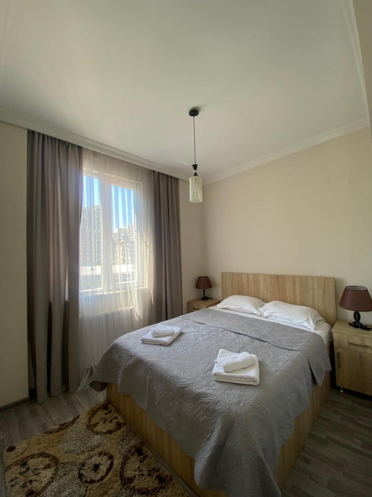 Hotel Garanti Batumi Bagian luar foto