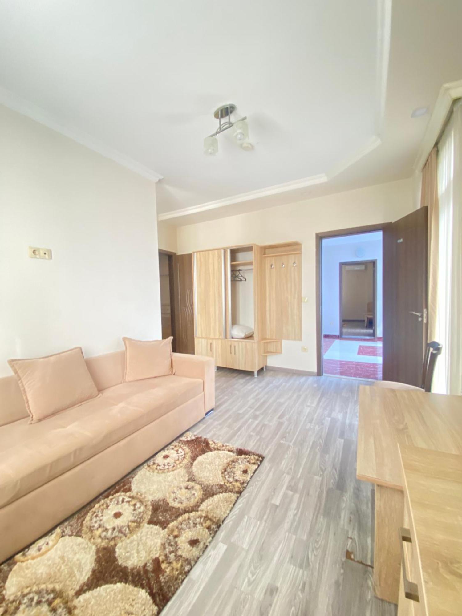 Hotel Garanti Batumi Bagian luar foto